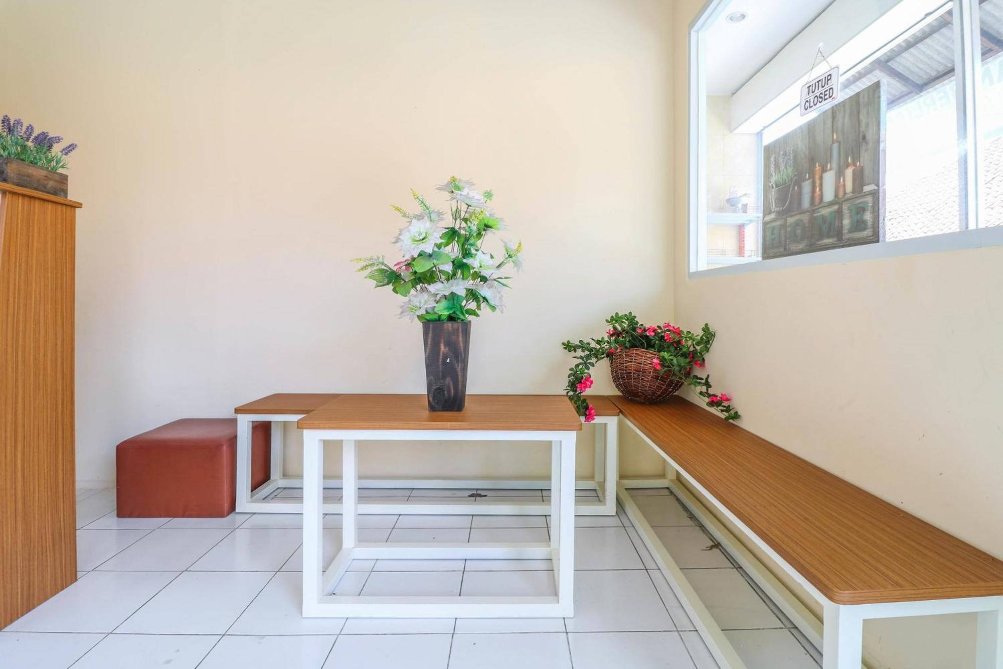 Oyo 2184 Nan Berlian Inn Legian Dış mekan fotoğraf